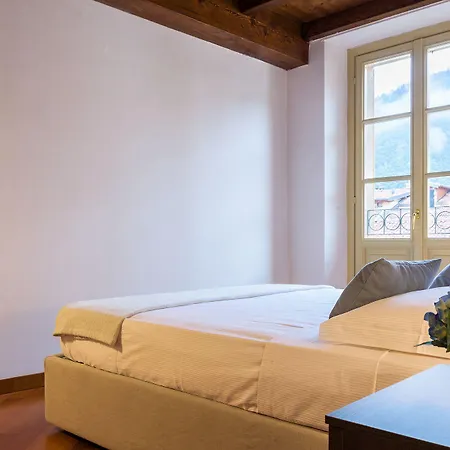 Apartament Contrada San Giacomo - Myhomeincomo Como
