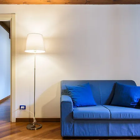 Contrada San Giacomo - Myhomeincomo