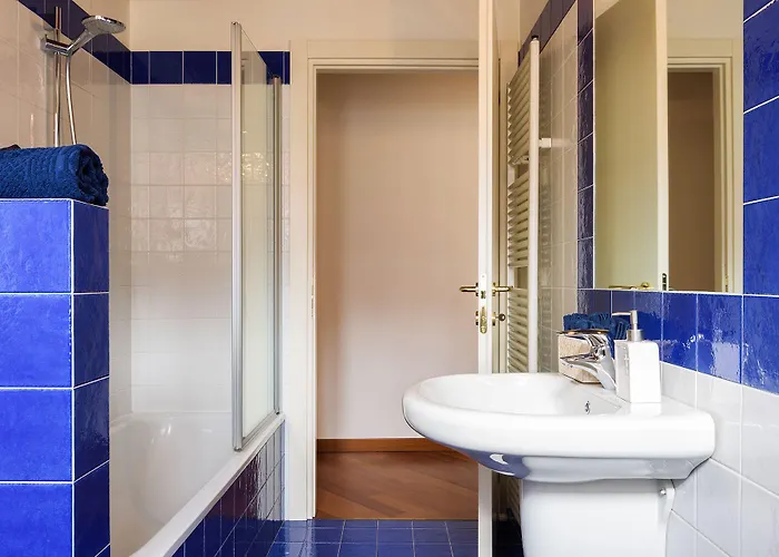 Contrada San Giacomo - Myhomeincomo * Como